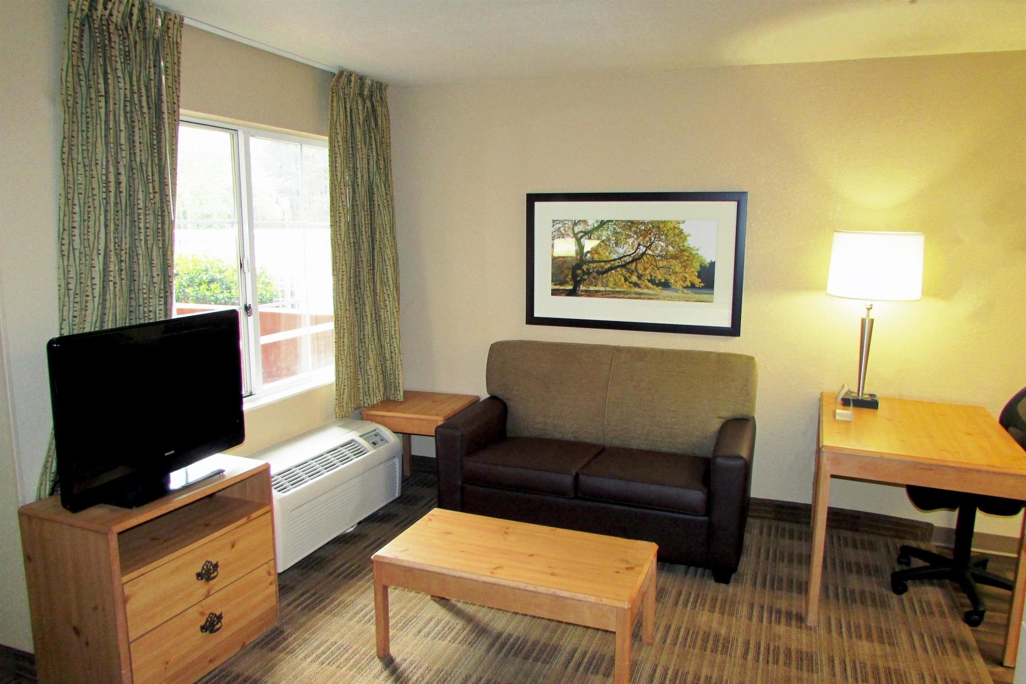 Mainstay Suites Washington Dulles Airport Chantilly Bagian luar foto