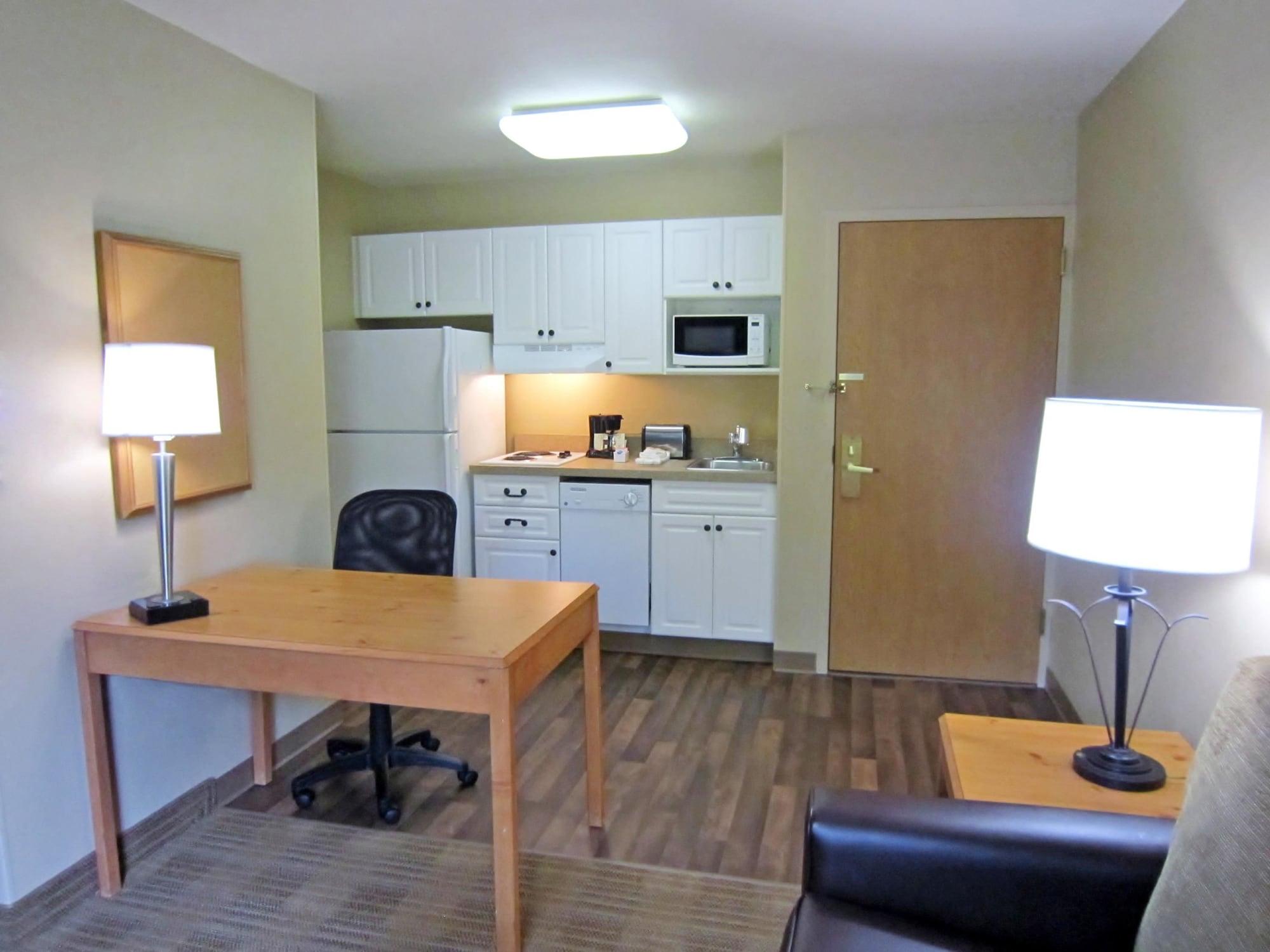 Mainstay Suites Washington Dulles Airport Chantilly Bagian luar foto