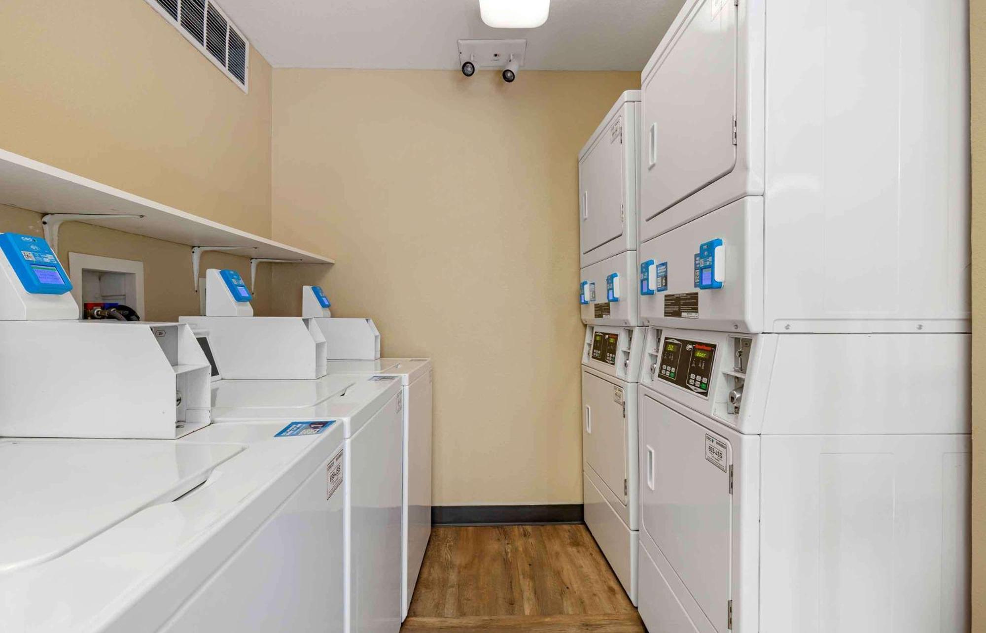 Mainstay Suites Washington Dulles Airport Chantilly Bagian luar foto