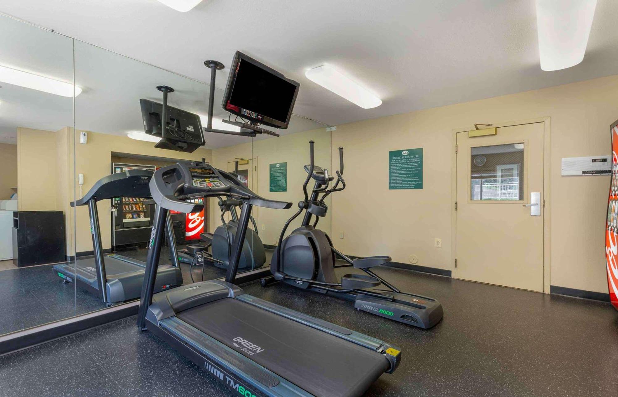 Mainstay Suites Washington Dulles Airport Chantilly Bagian luar foto